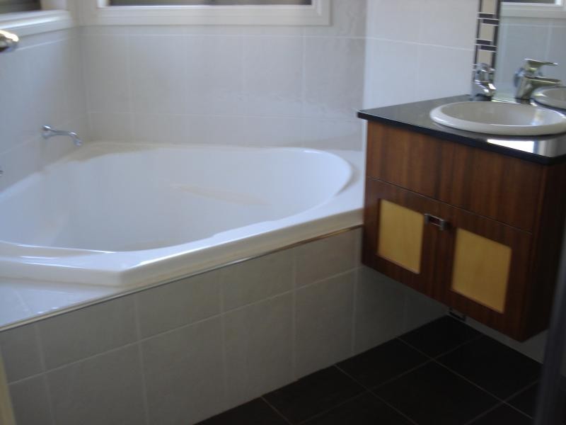24 Firethorn Place, Jerrabomberra NSW 2619