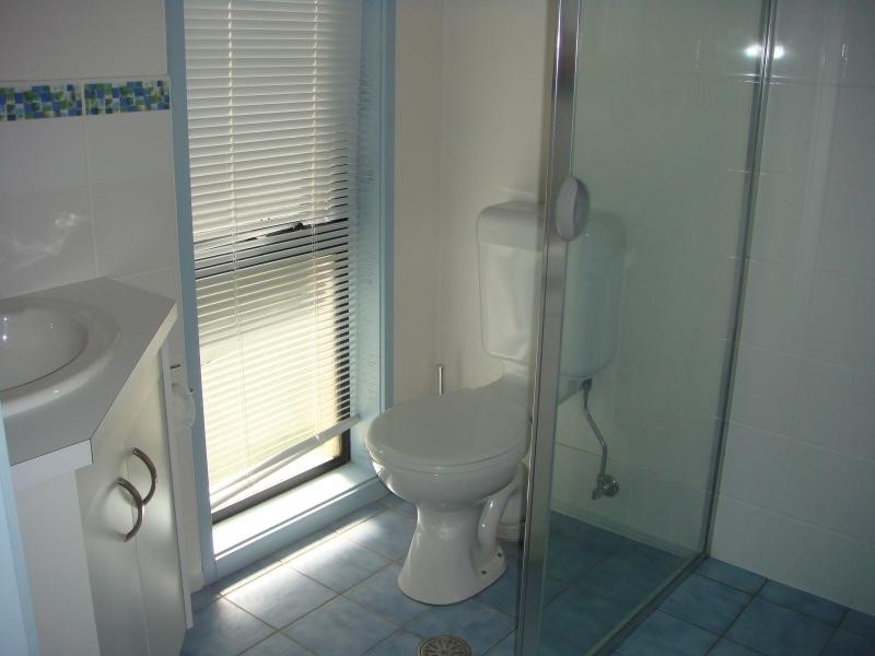 5 Coora Place, Jerrabomberra NSW 2619