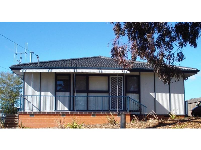 22 Oleria Street, Queanbeyan NSW 2620