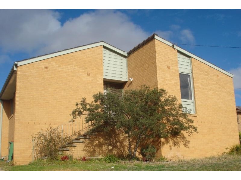 34 Karri Crescent, Queanbeyan NSW 2620