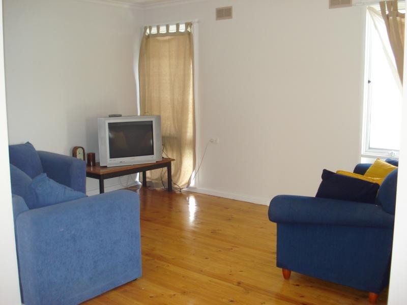 34 Karri Crescent, Queanbeyan NSW 2620