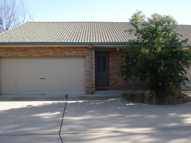 6/18 Laurel Place, Jerrabomberra NSW 2619