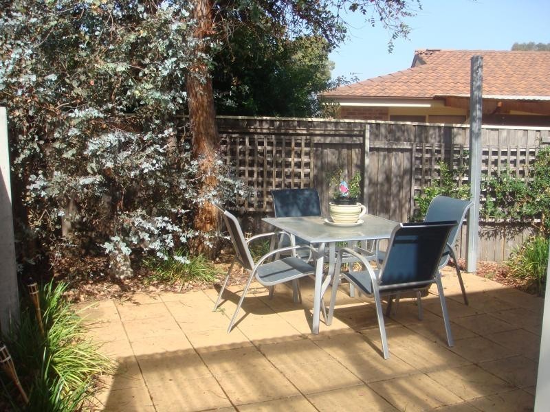 7/53 Walker Crescent, Jerrabomberra NSW 2619