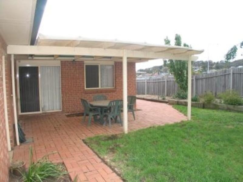 5 Birch Way, Jerrabomberra NSW 2619