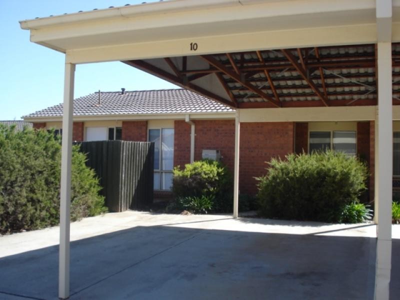 10/21 Elm Way, Jerrabomberra NSW 2619