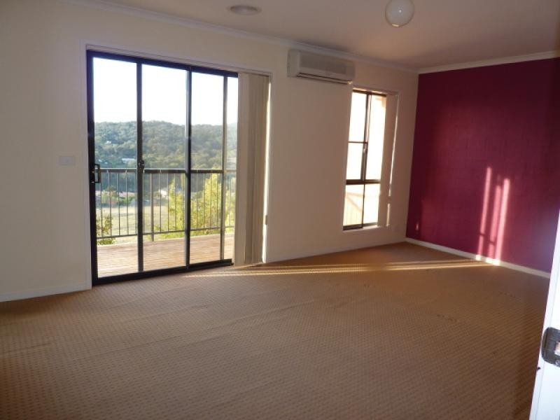 12/32 Doeberl Place, Queanbeyan NSW 2620