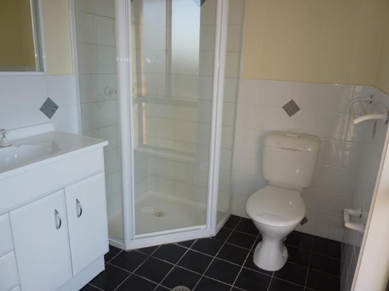 12/32 Doeberl Place, Queanbeyan NSW 2620