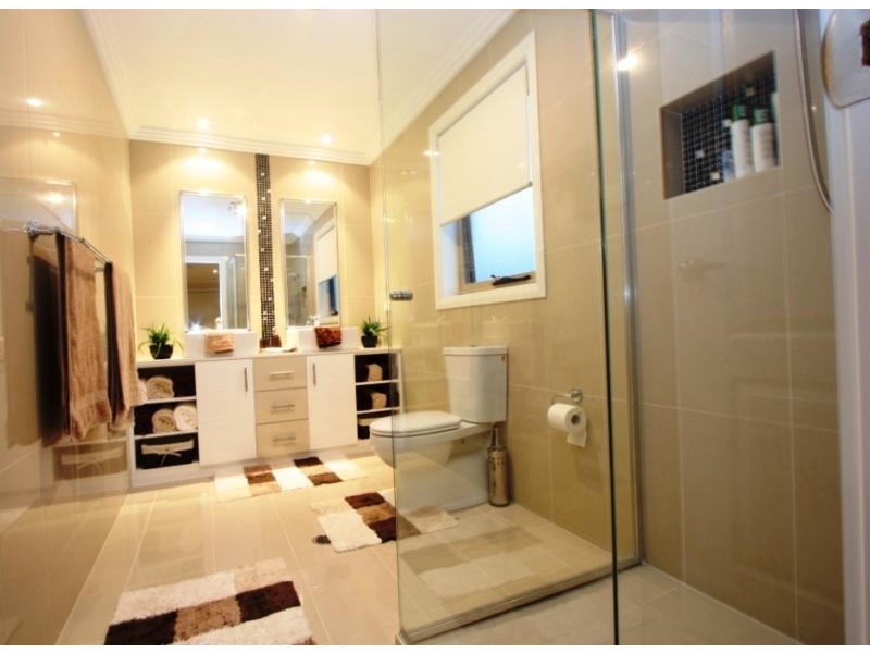 4 Ella Close, Jerrabomberra NSW 2619