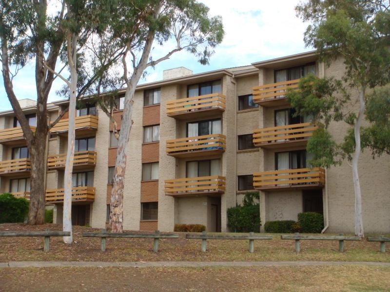 20/5 Crest Road, Queanbeyan NSW 2620