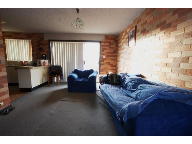 6/17 Mowatt Street, Queanbeyan NSW 2620