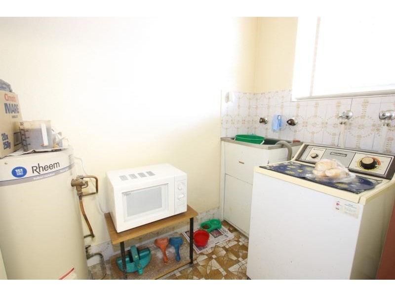 Unit 12/30 Trinculo Place, Queanbeyan NSW 2620