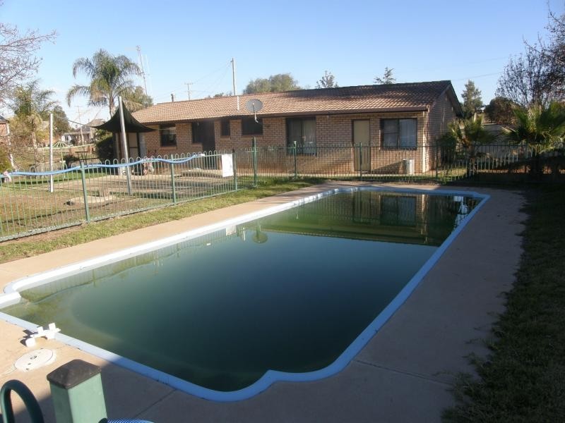 1 Main Street, Bendick Murrell NSW 2803