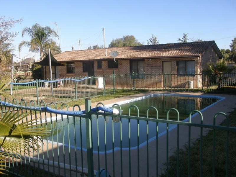 1 Main Street, Bendick Murrell NSW 2803