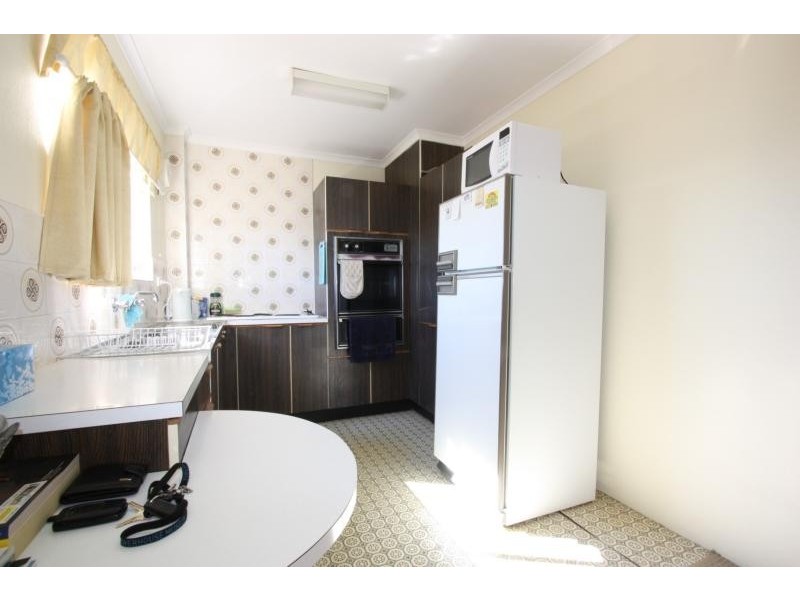 Unit 8/3-5 Davison Street, Queanbeyan NSW 2620