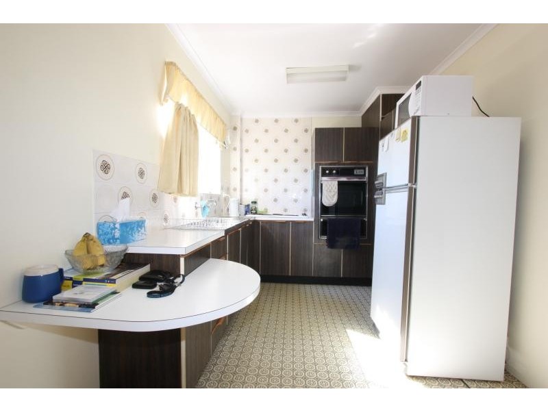 Unit 8/3-5 Davison Street, Queanbeyan NSW 2620