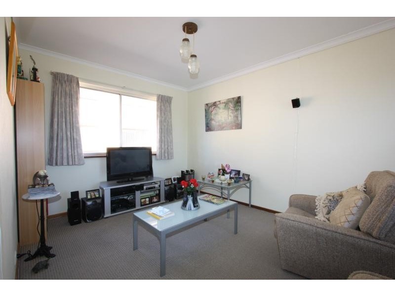 Unit 8/3-5 Davison Street, Queanbeyan NSW 2620