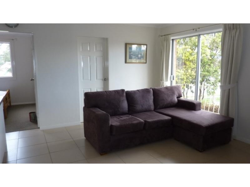 2/17 Campbell Street, Queanbeyan NSW 2620