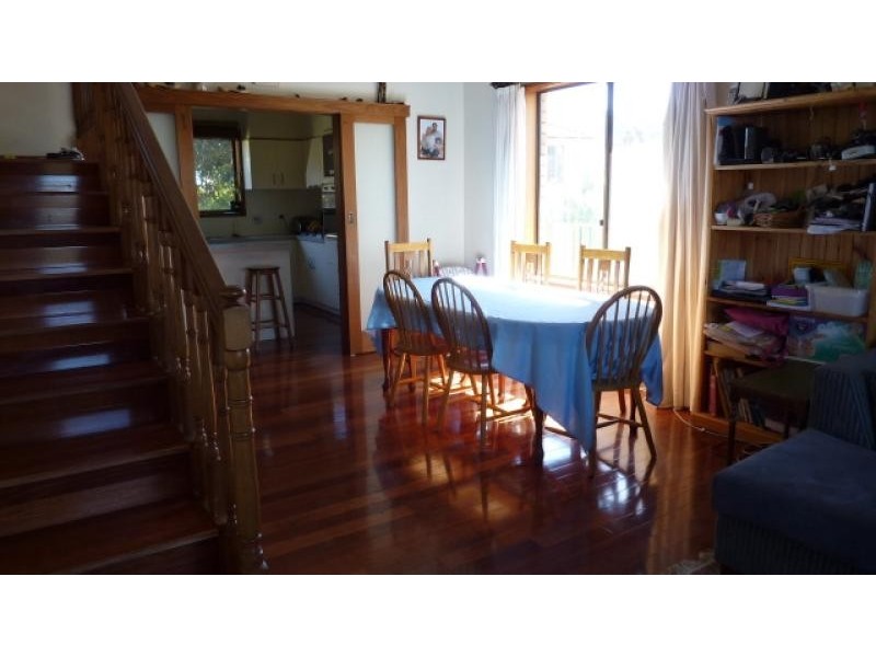 12 Meehan Close, Queanbeyan NSW 2620