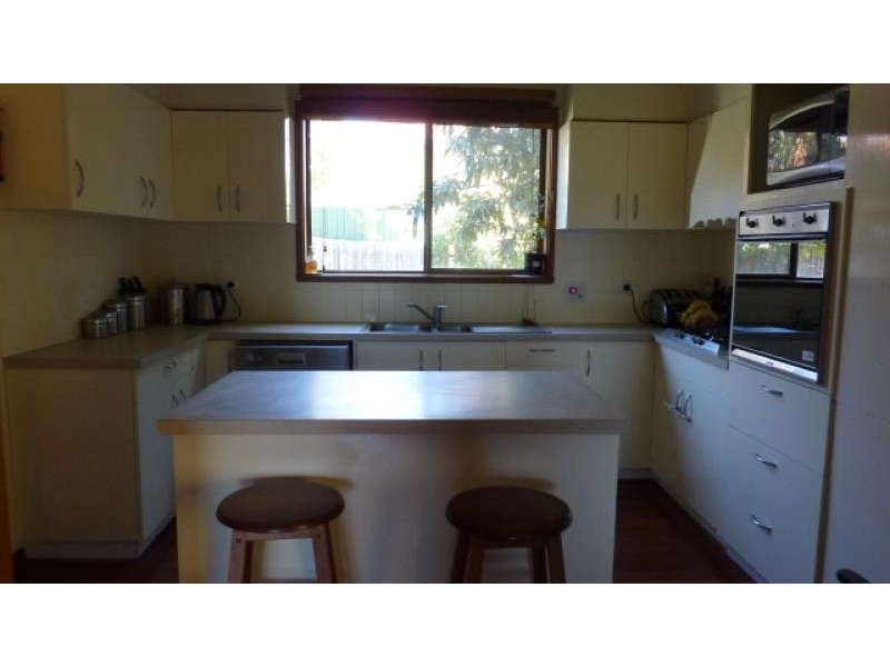 12 Meehan Close, Queanbeyan NSW 2620