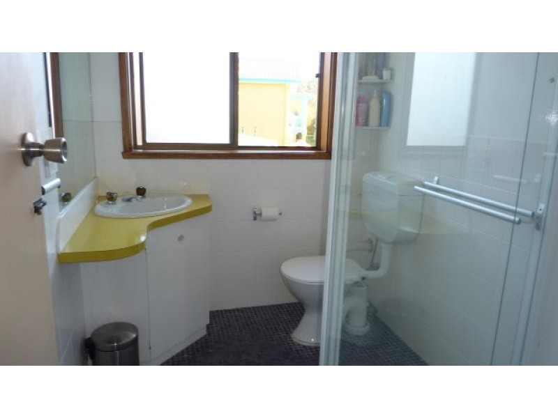 12 Meehan Close, Queanbeyan NSW 2620