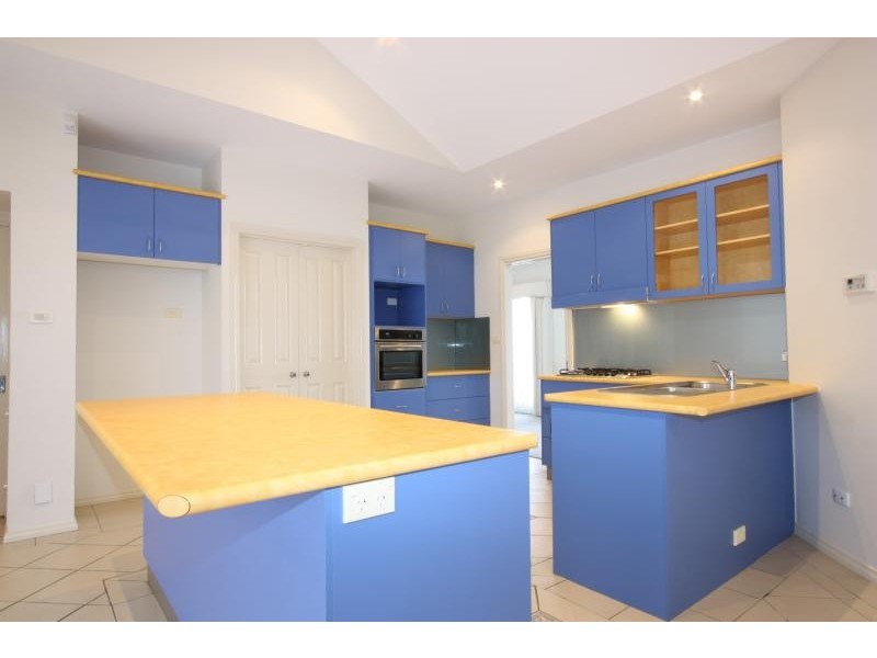 20 Firethorn Place, Jerrabomberra NSW 2619