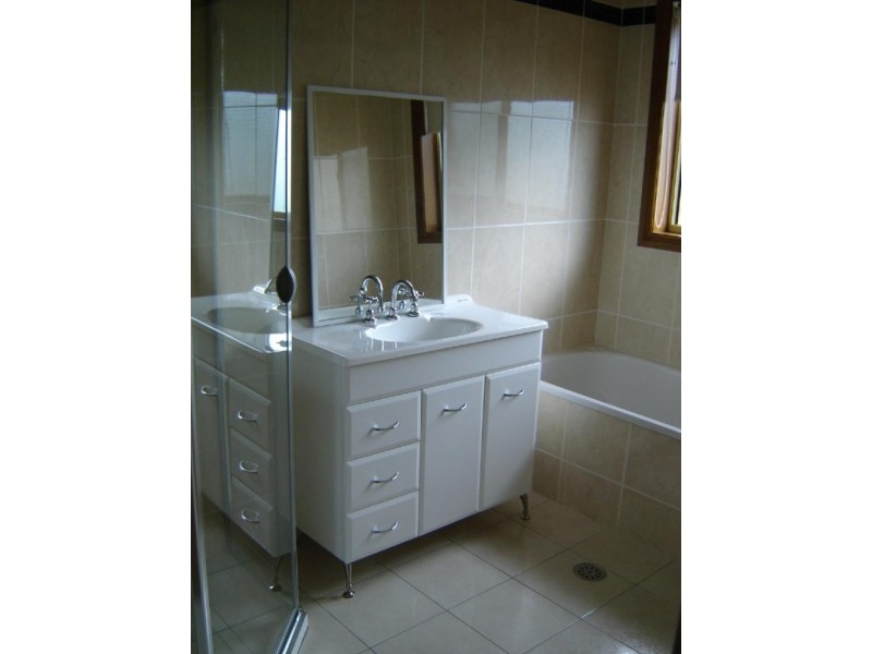 19 Stonehaven Circuit, Queanbeyan NSW 2620