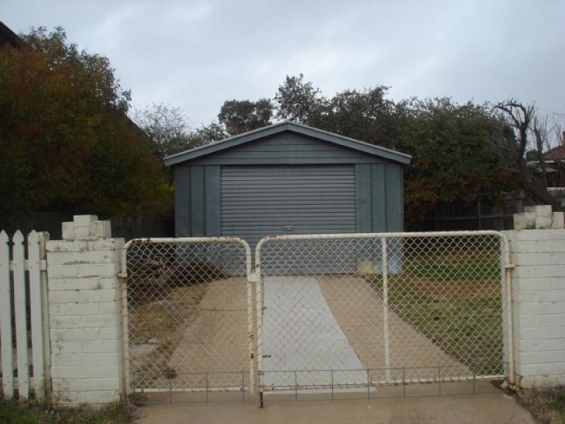 44 Molonglo Street, Queanbeyan NSW 2620