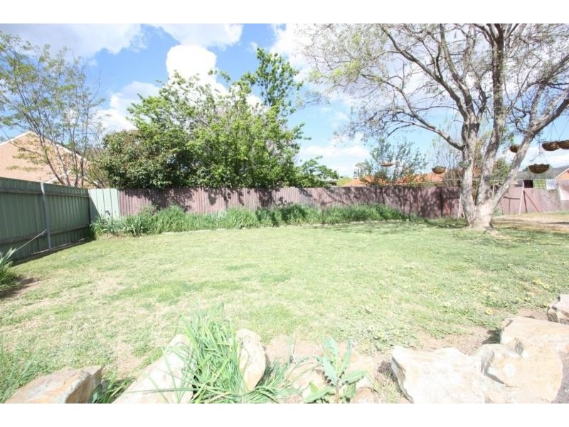 3/18 Broughton Place, Queanbeyan NSW 2620