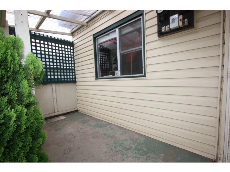 85 Uriarra Road, Queanbeyan NSW 2620