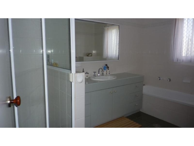 43 Conway Street, Queanbeyan NSW 2620