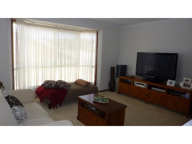 43 Conway Street, Queanbeyan NSW 2620