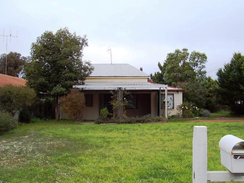 20 Blantyre Street, Katanning WA 6317