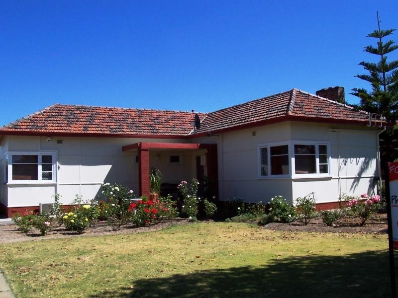 7 Charles Street, Katanning WA 6317