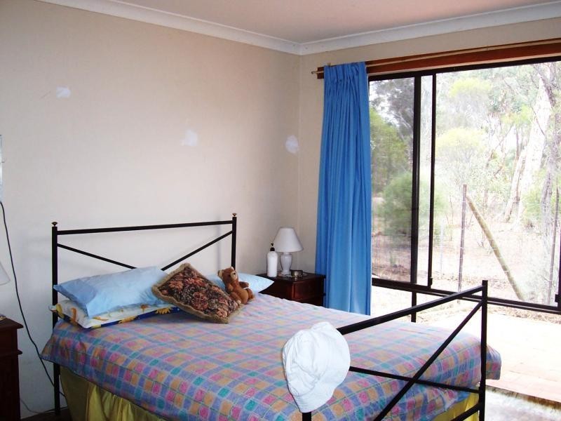 9 Whithnell Road, Woodanilling WA 6316