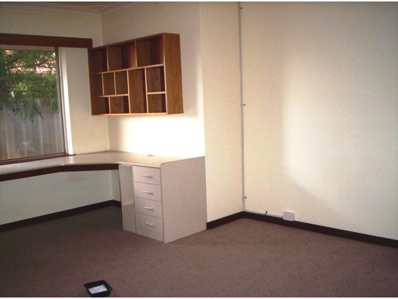 11 Clive Street, Katanning WA 6317