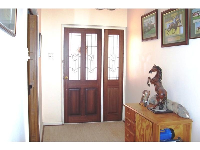 6 Schultz Road, Katanning WA 6317