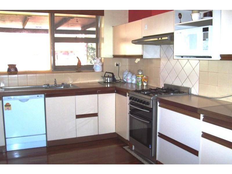 6 Schultz Road, Katanning WA 6317