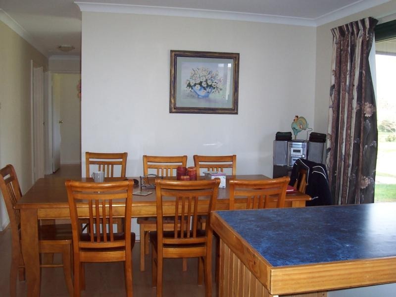 9 Chillicup Road, Broomehill WA 6318