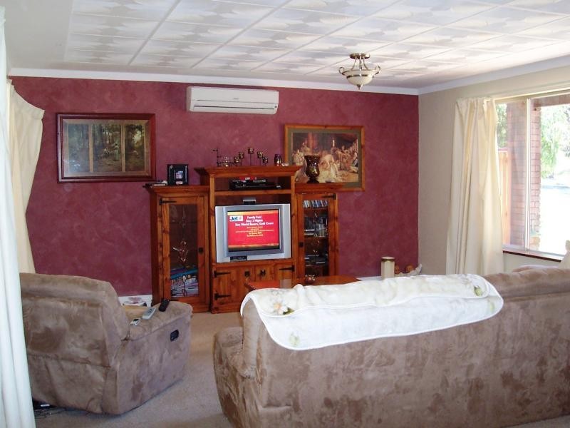 15 Burbidge Way, Katanning WA 6317