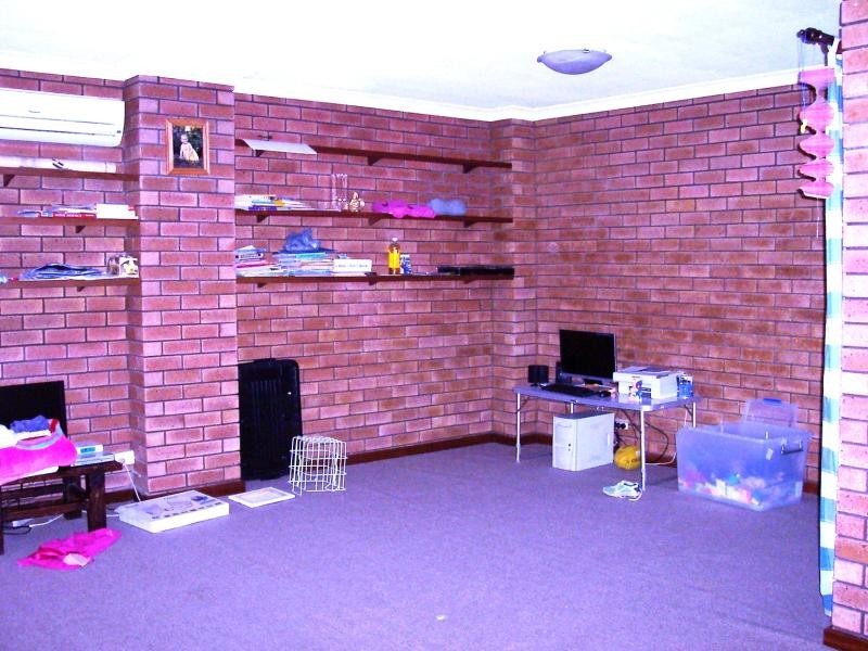 15 Burbidge Way, Katanning WA 6317