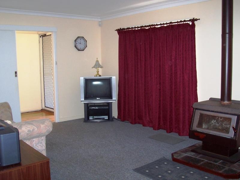 6 Carinya Gardens, Katanning WA 6317