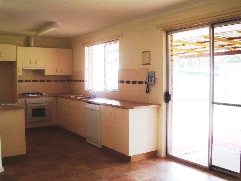 6 Banksia Avenue, Katanning WA 6317