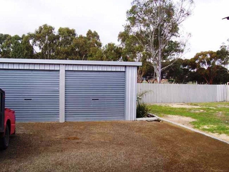 6 Banksia Avenue, Katanning WA 6317