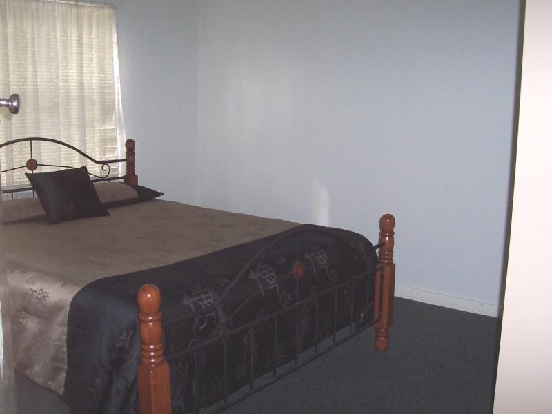 73 Carew, Katanning WA 6317