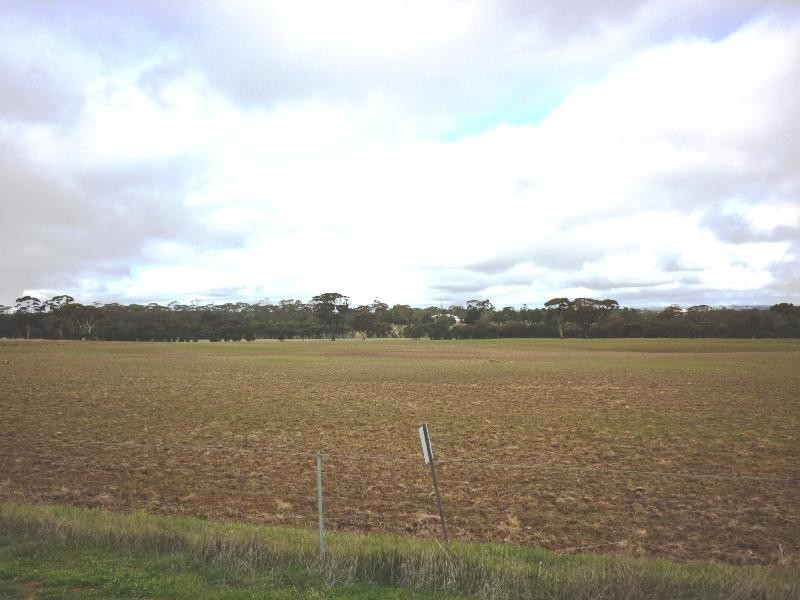 175 Bell Road, Woodanilling WA 6316