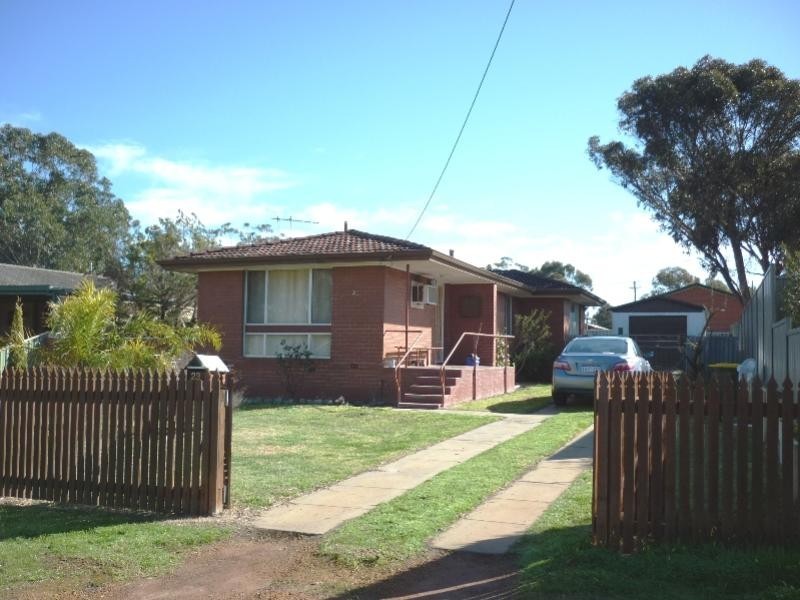 23 Synnott Avenue, Katanning WA 6317