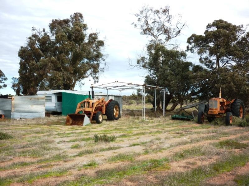 Lot 5651/ Police Pools Road, Katanning WA 6317
