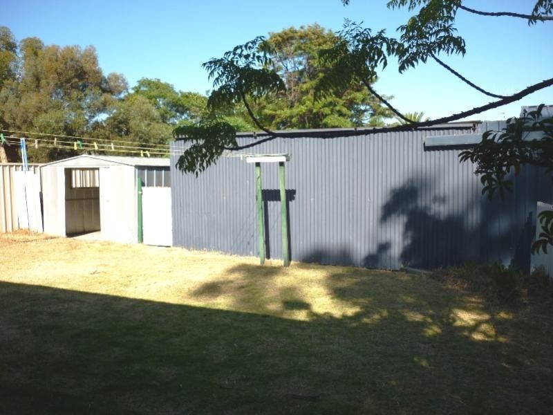 28 Chipper Street, Katanning WA 6317