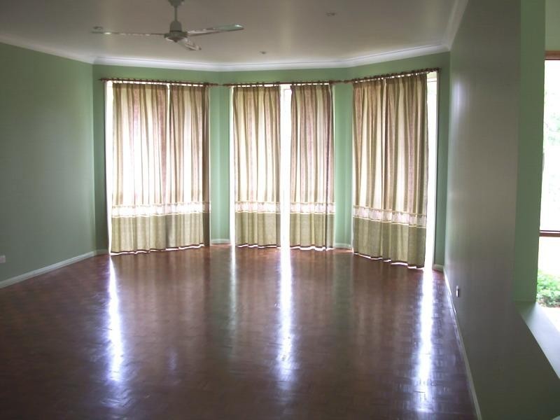 12 Victor Russell Drive, Samford QLD 4520