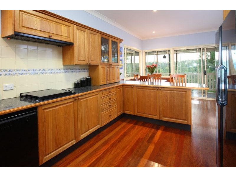 7 Lookout Court, Samford QLD 4520